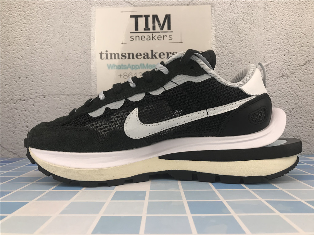 Sacai Nike VaporWaffle Black White CV1363 001